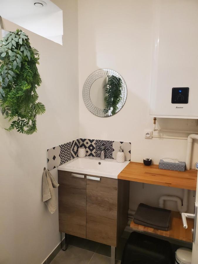 Le Rive-Gauche appartement tout équipé, 2 chambres à 2 pas de la gare -- WiFi - TV connectée Châlons-en-Champagne Exterior foto